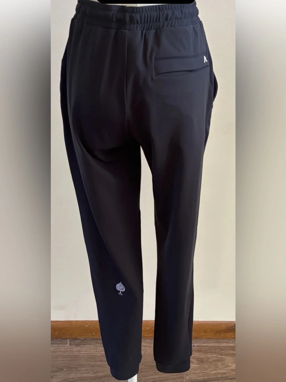Redvanly Black Golf Jogger Pants Women’s Small Stretch Travel Athleisure Per